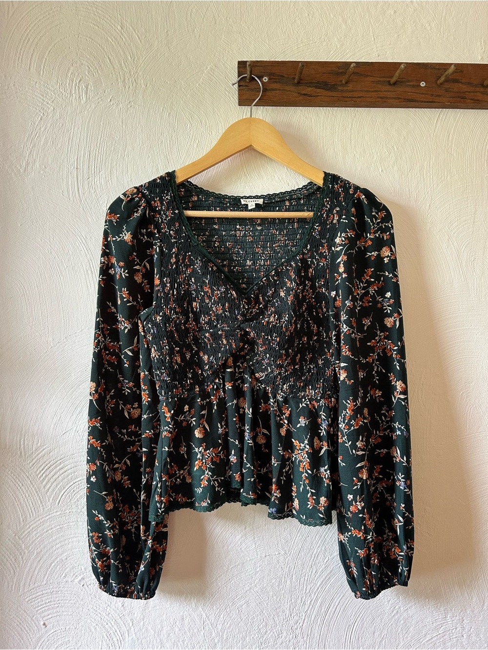 Smocked V-Neck Floral Peplum Blouse in Dark Green